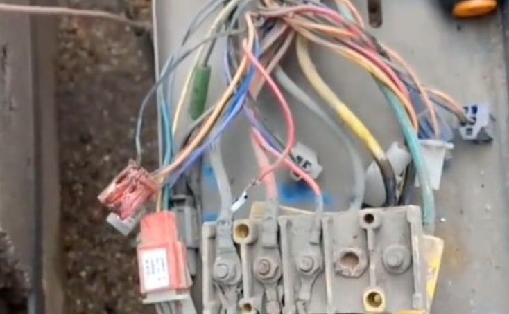 1761369473403132.png image.png